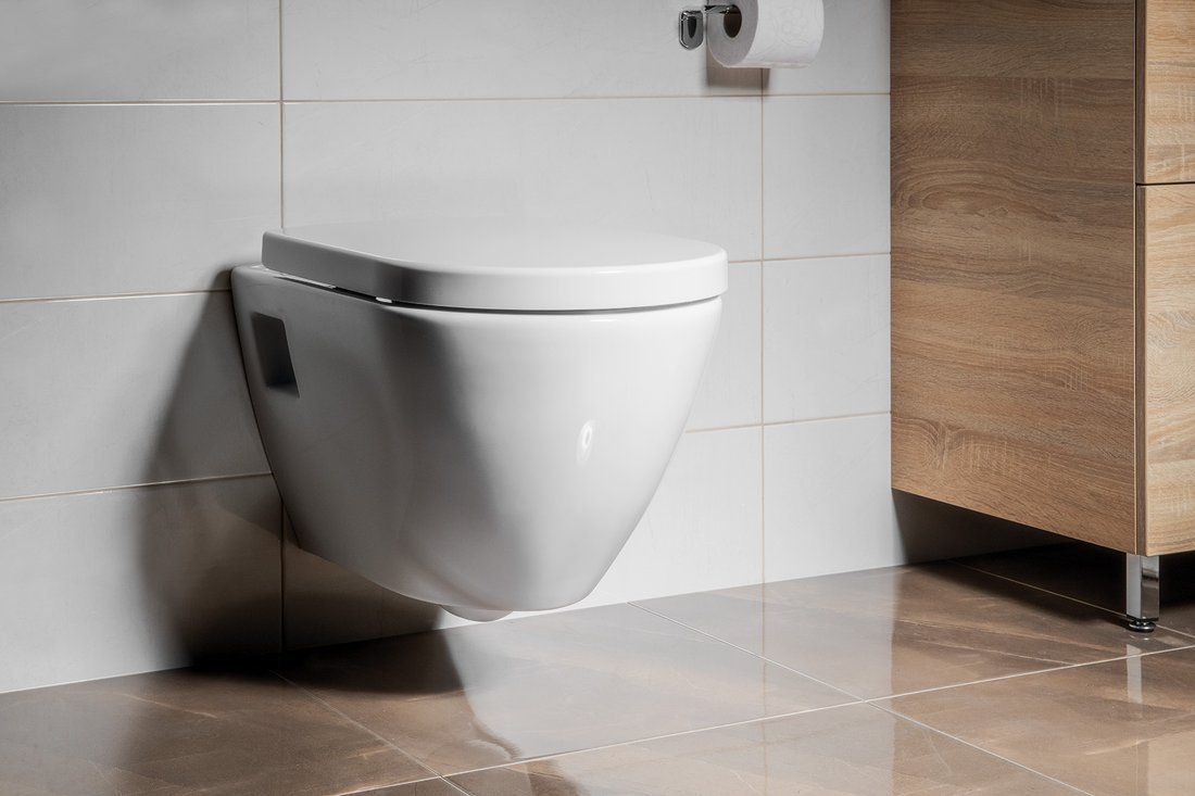Moderní i vintage toalety a WC sedátka